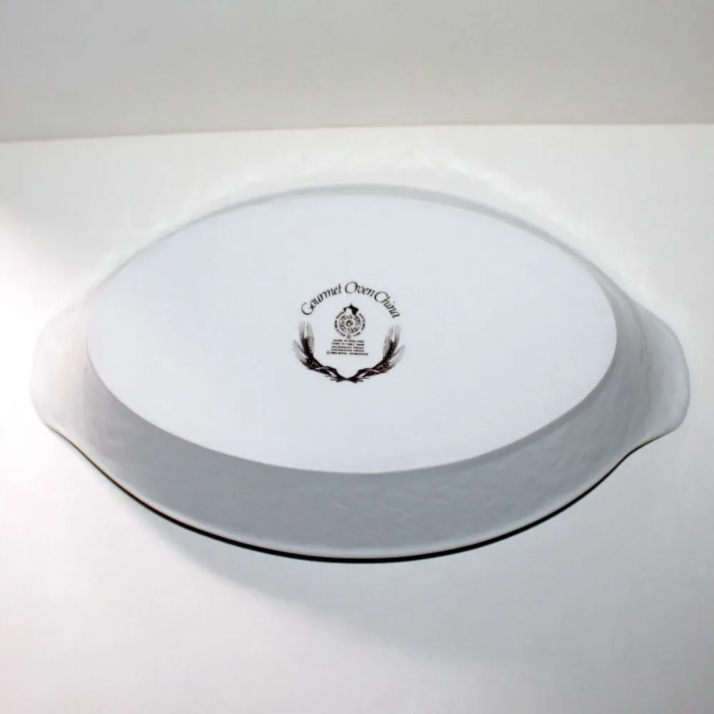 Royal Worcester Baker Gourmet Oven basketweave white England casserole 13.5
